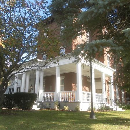 Inn At The Agora Lewiston Extérieur photo