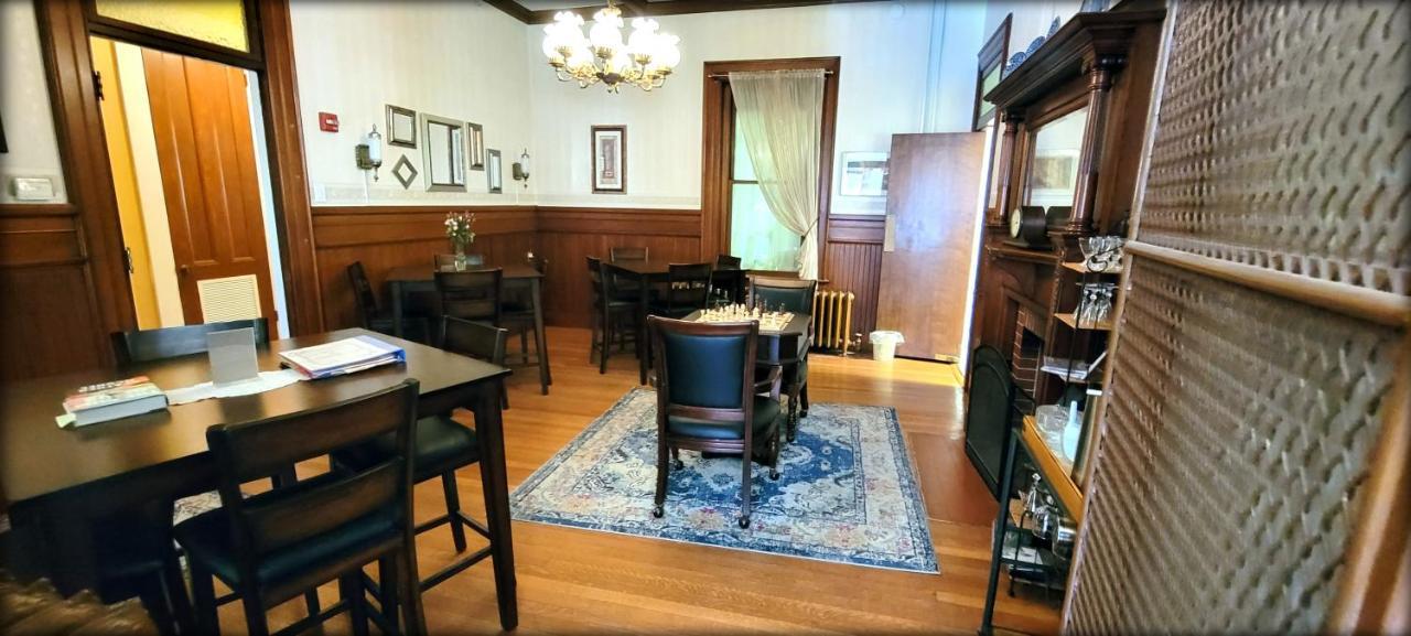 Inn At The Agora Lewiston Extérieur photo