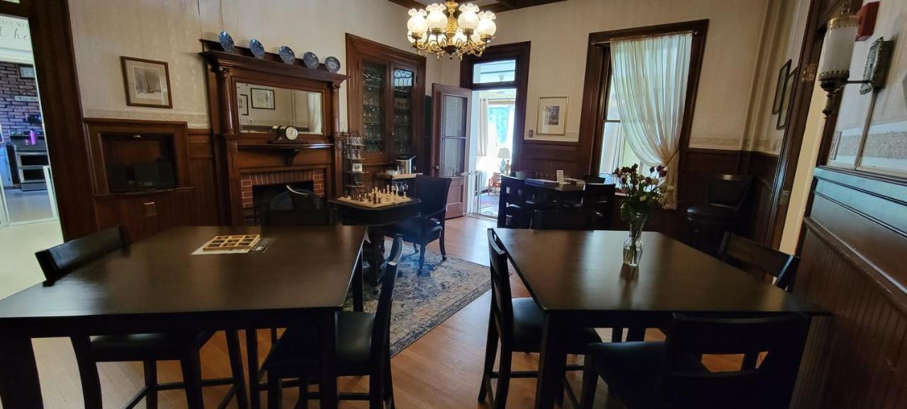 Inn At The Agora Lewiston Extérieur photo