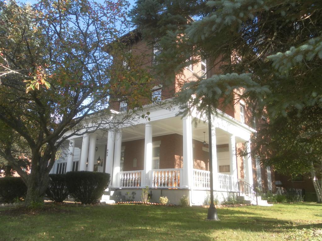 Inn At The Agora Lewiston Extérieur photo